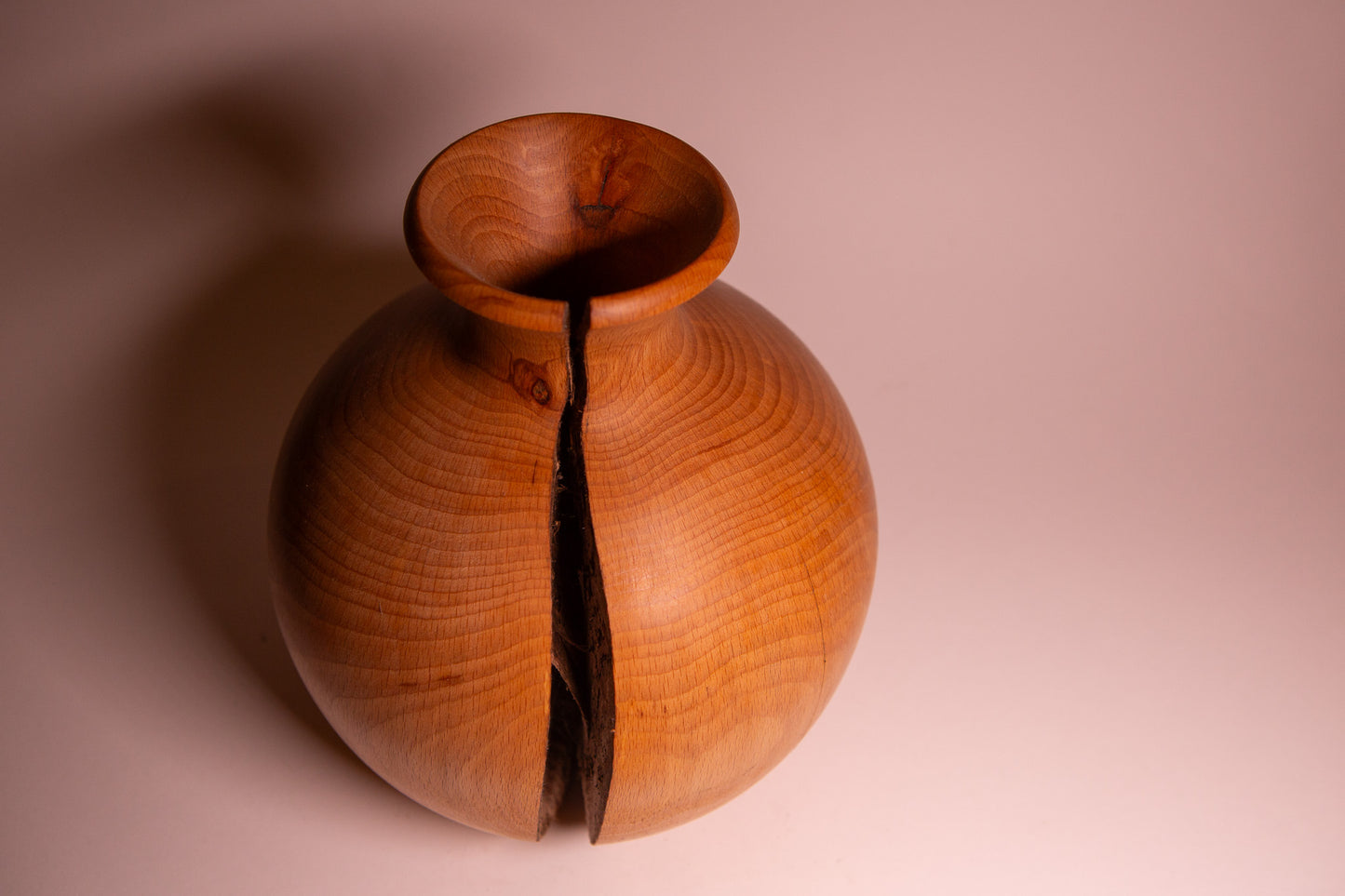 Beech Wood Vase with Crack (Internal Tube)